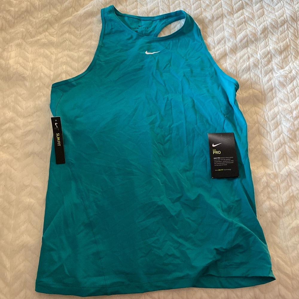 Nike tank